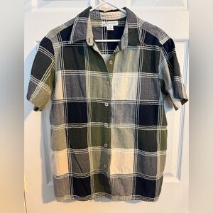 Bold Plaid Button-Up Women’s Top sz 1X